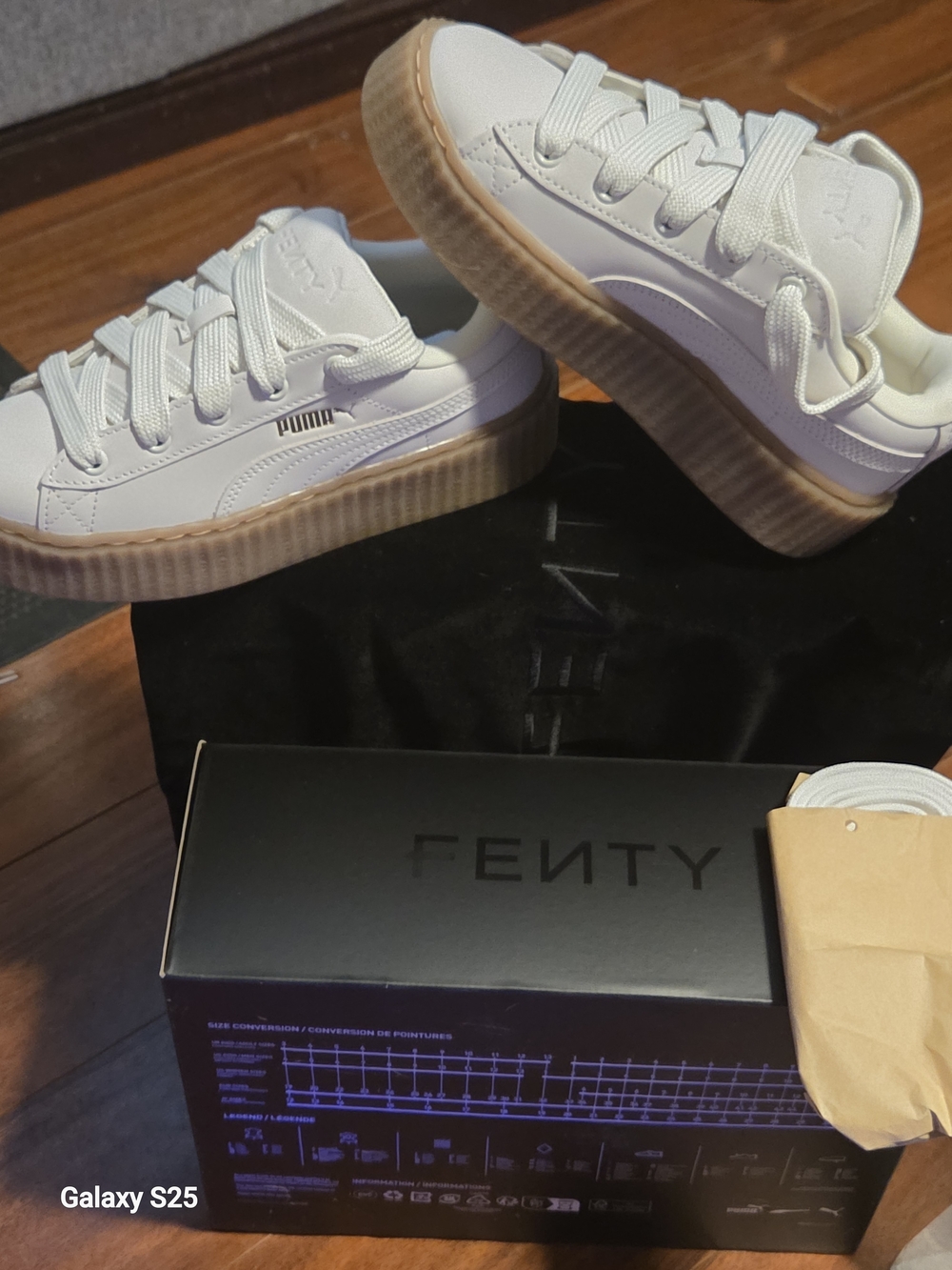 Puma Warm White Leather Creeper Sneakers with Gum Sole.Extrs Laces OGbox4 Y/6.5w